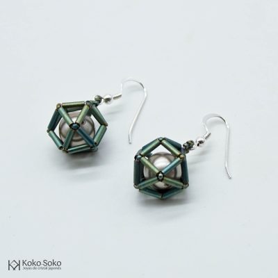 Pendientes Epsilon verdes con perla en bronce